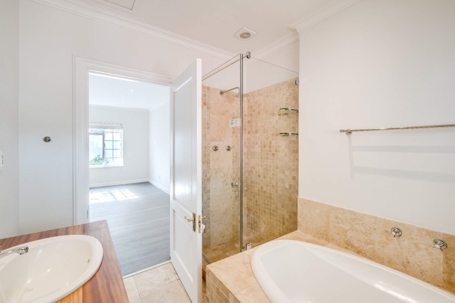 3 Bedroom Property for Sale in Newlands Western Cape